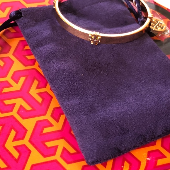 NWT TORY BURCH GOLD Logo Bangle Bracelet - Picture 6 of 7